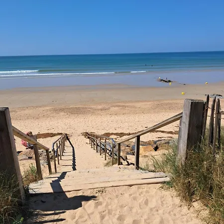 Aux Mouettes Les Pieds Dans L'eau Acces Direct A La Place 5 Personnes 아파트