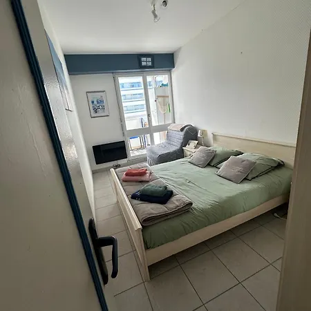 아파트 Aux Mouettes Les Pieds Dans L'eau Acces Direct A La Place 5 Personnes *