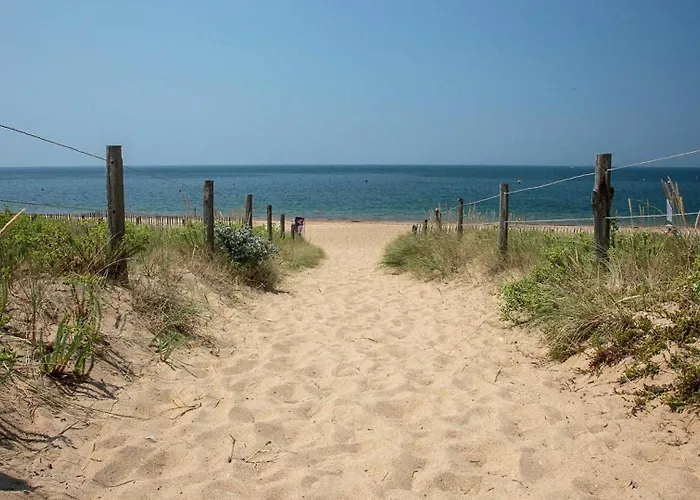 Aux Mouettes Les Pieds Dans L'eau Acces Direct A La Place 5 Personnes Saint-Hilaire-de-Riez