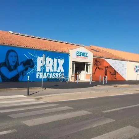 Apartment Aux Mouettes Les Pieds Dans L'eau Acces Direct A La Place 5 Personnes Saint-Hilaire-de-Riez