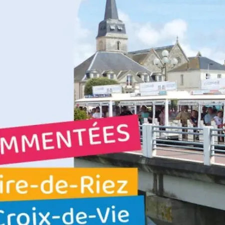 Aux Mouettes Les Pieds Dans L'eau Acces Direct A La Place 5 Personnes Apartment *